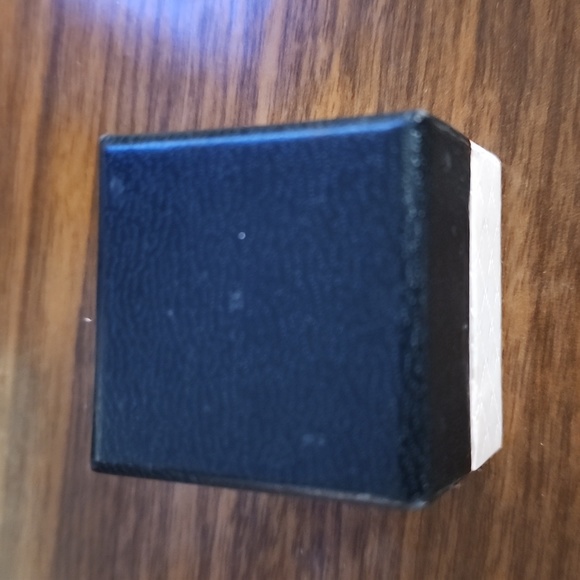 Hello Kitty Sanrio Ring - BNIB - Picture 5 of 5